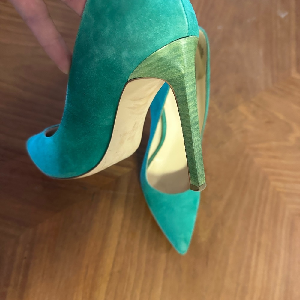 Green pumps - Picture 2 of 6